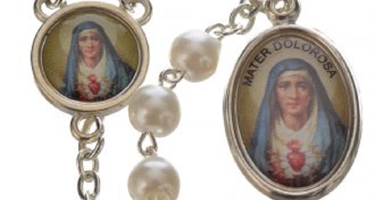 Ultimo Messaggio a  Medjugorje del 29 maggio 2017 dato a Ivan – La Madonna Da Benedizioni a tutti e chiede…..