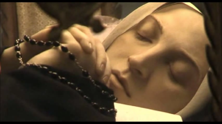 Il mistero del corpo incorrotto di Santa Bernadette, che sta facendo impazzire la scienza. Ecco il VIDEO