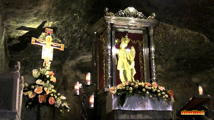 Infallibile preghiera a San Michele Arcangelo per eliminare ogni forma di male annidatasi vicino a te