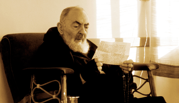 Bellissima Preghiera di Padre Pio. La mia preferita ogni volta mi commuovo per come il mio Spirito si senta libero