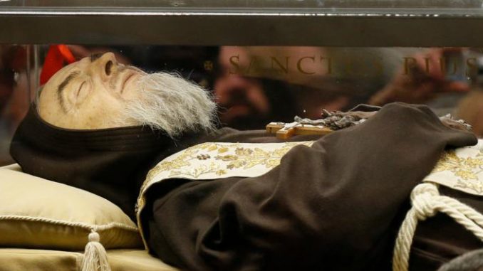 Stava per scoppiare tutto, ma Dio mandò un angelo a proteggerla Stava per scoppiare tutto, ma Dio mandò un angelo a proteggerla